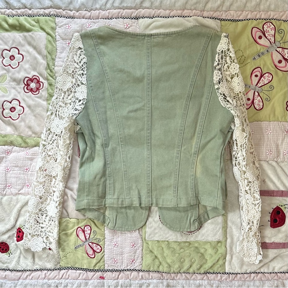 Green denim jacket with lace sleeves - Picture 4 of 6